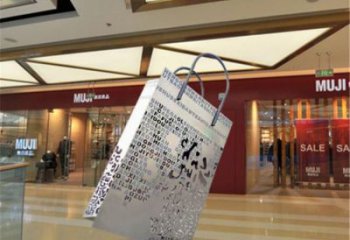 步行街提包雕塑厂家 户外小品 抽象不锈钢提包雕塑制作