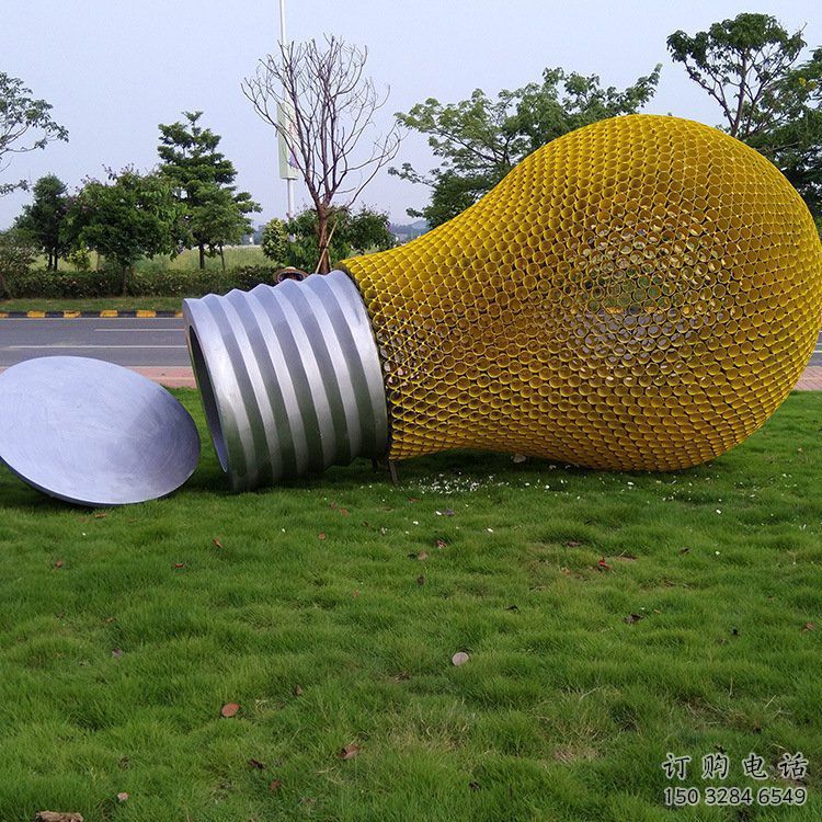 商业街灯泡雕塑厂家 现代摆件 大型不锈钢灯泡雕塑生产