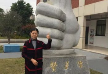 彩绘大拇指雕塑厂家 企业摆件 户外不锈钢大拇指雕塑厂