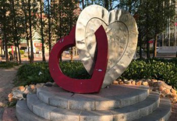 大型心心相印雕塑厂家 现代公园小品摆件