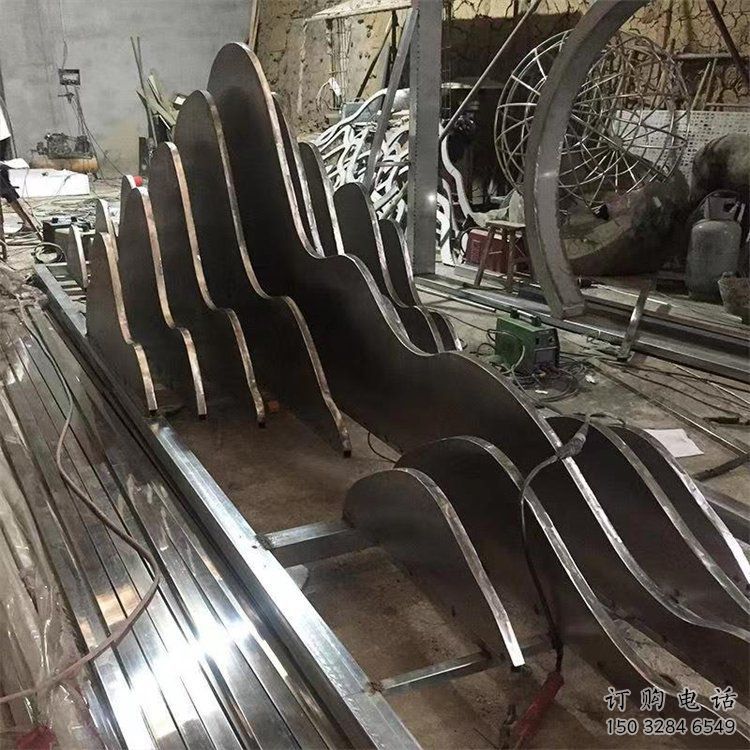 异形群山雕塑厂家 现代小品 欧式不锈钢群山雕塑厂 异形群山雕塑厂家 现代小品 欧式不锈钢群山雕塑厂