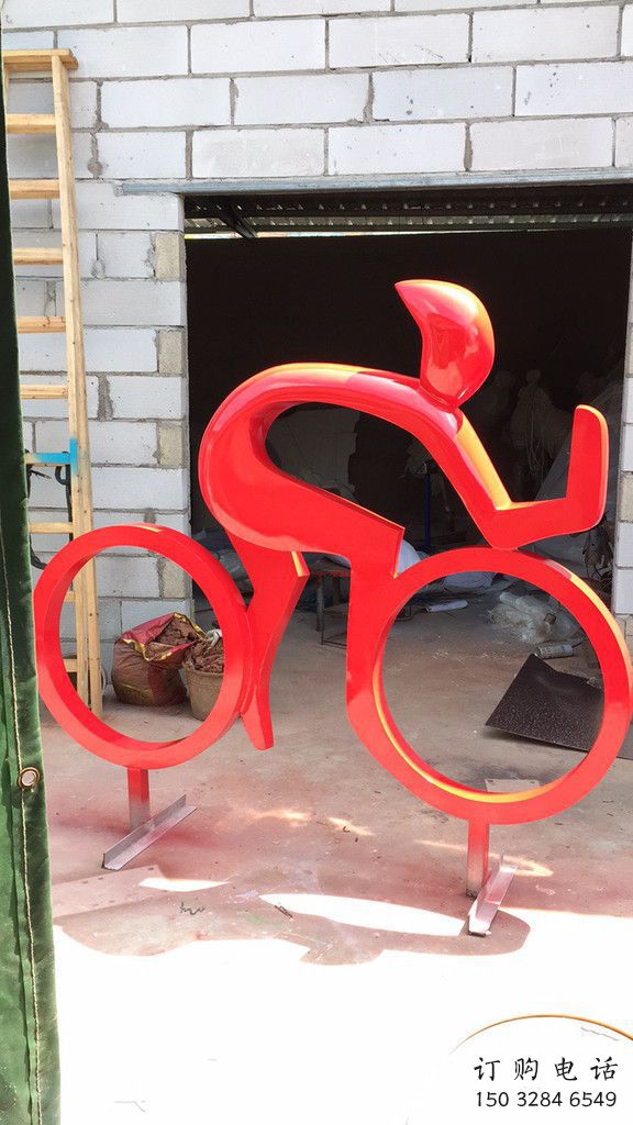 街道赛车雕塑厂家 现代摆件 烤漆不锈钢赛车雕塑定制 街道赛车雕塑厂家 现代摆件 烤漆不锈钢赛车雕塑定制