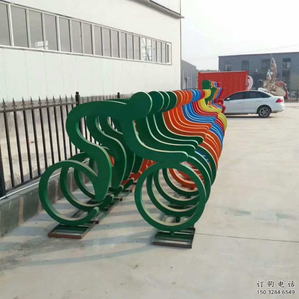 彩绘自行车雕塑厂家 现代摆件 街头不锈钢自行车雕塑定做
