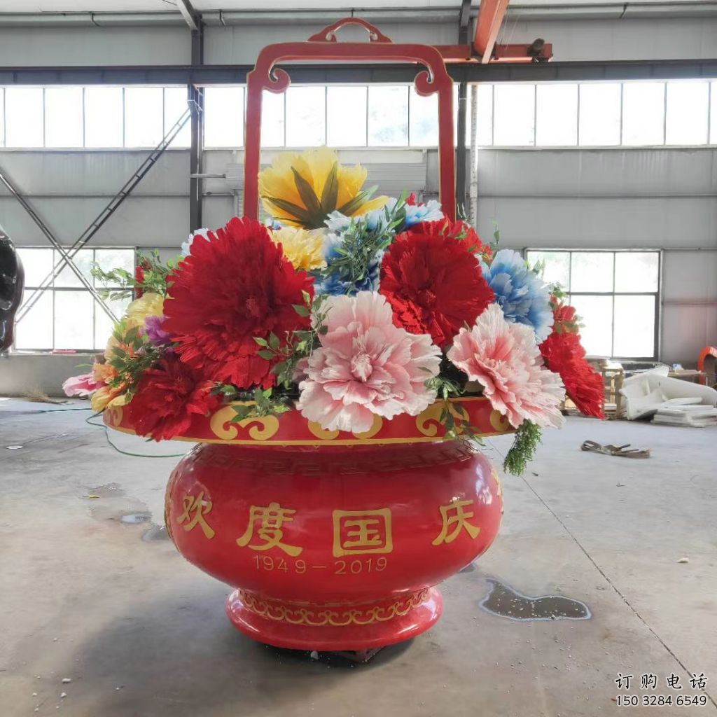 大型花篮雕塑厂家 彩绘小品 户外不锈钢花篮雕塑报价