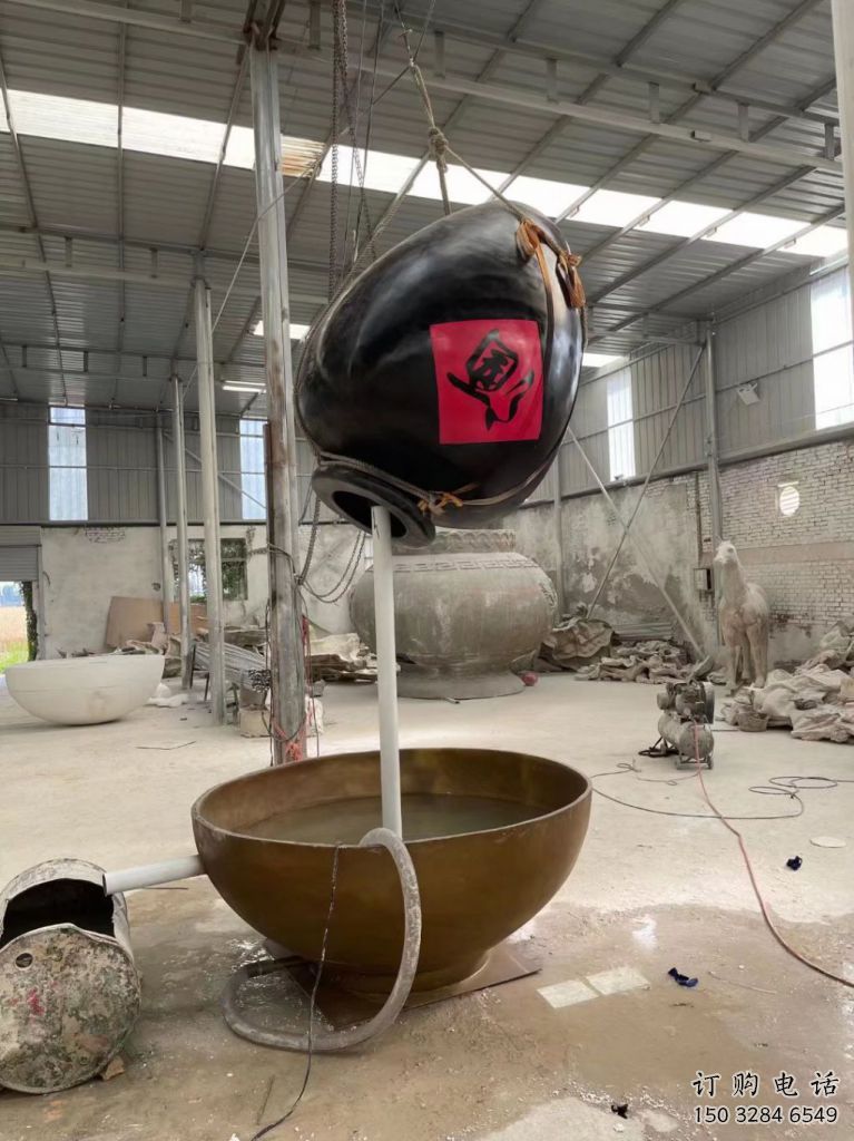 庭院酒坛雕塑厂家 喷水小品 锻造不锈钢酒坛雕塑生产