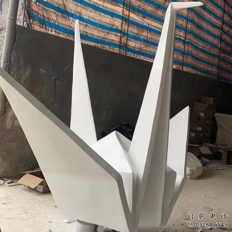 户外千纸鹤雕塑厂家 喷漆小品 大型不锈钢千纸鹤雕塑制作 户外千纸鹤雕塑厂家 喷漆小品 大型不锈钢千纸鹤雕塑制作