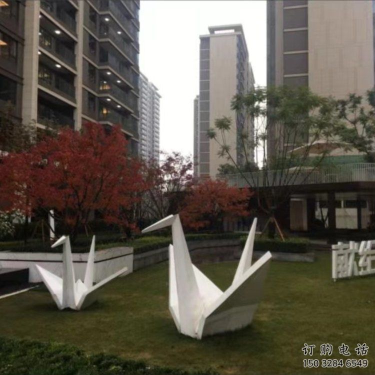 切面千纸鹤雕塑厂家 庭院摆件 现代不锈钢千纸鹤雕塑生产 切面千纸鹤雕塑厂家 庭院摆件 现代不锈钢千纸鹤雕塑生产