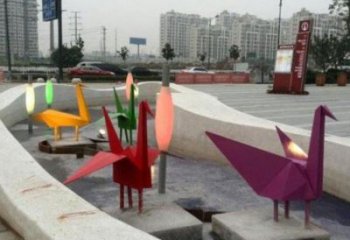 广场纸鹤雕塑厂家 烤漆小品 大型不锈钢纸鹤雕塑制作