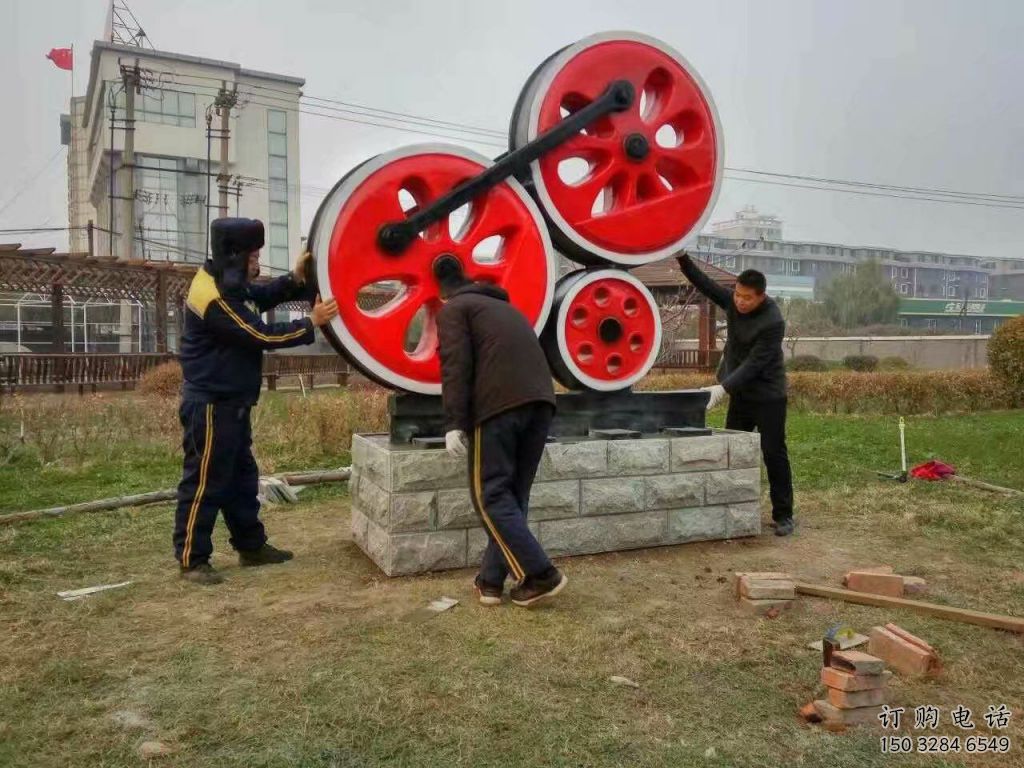 大型商场齿轮雕塑厂家 仿真摆件 烤漆不锈钢齿轮雕塑厂
