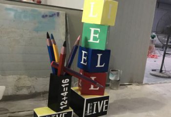 异形钢笔雕塑厂家 现代公园小品 广场不锈钢钢笔雕塑厂