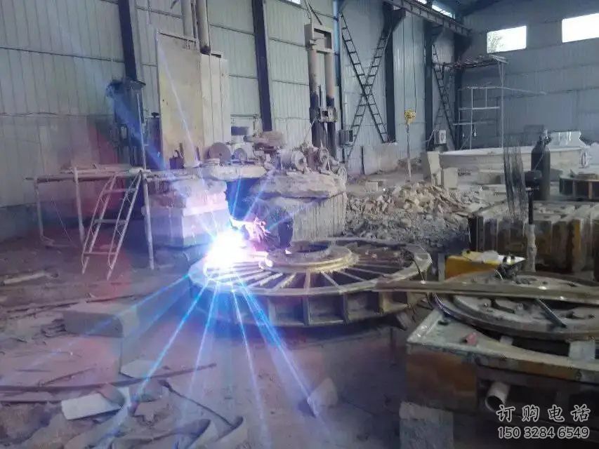 商业街水车雕塑厂家 公园仿古摆件 大型不锈钢水车雕塑厂 商业街水车雕塑厂家 公园仿古摆件 大型不锈钢水车雕塑厂