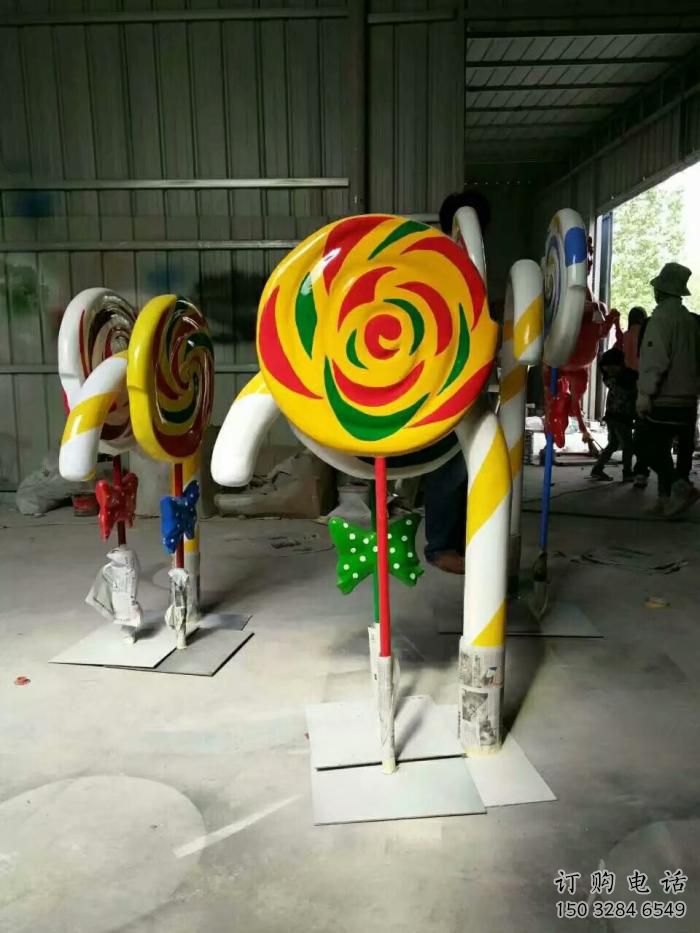 喷漆糖果雕塑厂家 中式村口小品 草地不锈钢糖果雕塑厂 喷漆糖果雕塑厂家 中式村口小品 草地不锈钢糖果雕塑厂