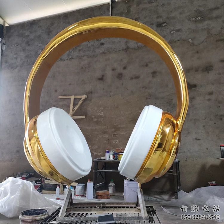 镀金耳麦雕塑厂家 铸造音乐摆件 大型不锈钢耳麦雕塑厂