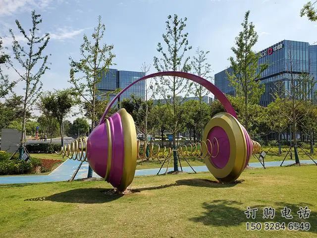 大型耳麦雕塑厂家 公园广场小品 创意不锈钢耳麦雕塑加工厂 大型耳麦雕塑厂家 公园广场小品 创意不锈钢耳麦雕塑加工厂