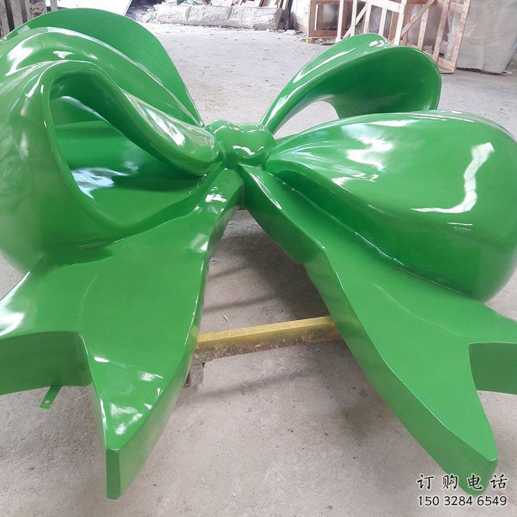 创意蝴蝶结雕塑厂家 彩绘小品 公园蝴蝶结雕塑厂