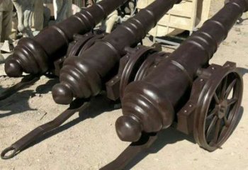 烤漆炮雕塑厂家 户外公园小品 大型炮雕塑生产制作