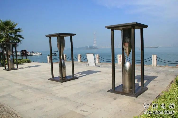 广场沙漏雕塑厂家 现代小品 创意不锈钢沙漏雕塑厂 广场沙漏雕塑厂家 现代小品 创意不锈钢沙漏雕塑厂
