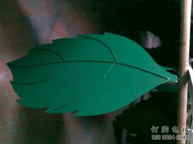 抽象花叶雕塑厂家 创意公园小品 烤漆不锈钢花叶雕塑厂 抽象花叶雕塑厂家 创意公园小品 烤漆不锈钢花叶雕塑厂