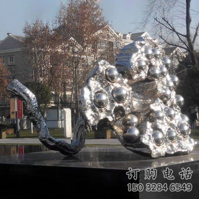 抽象莲蓬雕塑厂家  公园小品 户外不锈钢莲蓬雕塑制作