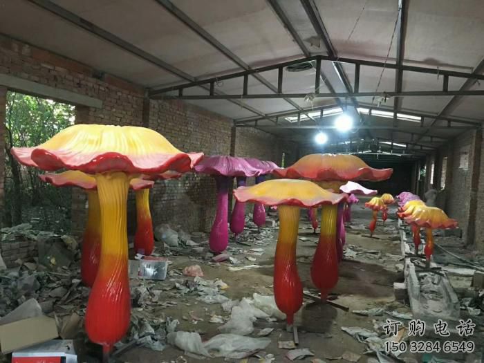 抽象蘑菇雕塑厂家 烤漆小品  异形不锈钢蘑菇雕塑厂