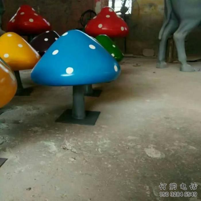 烤漆蘑菇雕塑厂家 公园小品 仿真不锈钢蘑菇雕塑厂