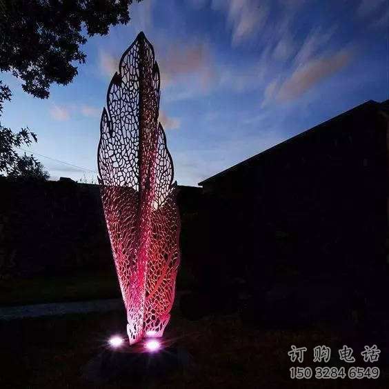 异形芭蕉叶雕塑厂家 现代公园小品 镂空不锈钢芭蕉叶雕塑工厂 异形芭蕉叶雕塑厂家 现代公园小品 镂空不锈钢芭蕉叶雕塑工厂