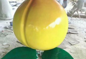 彩绘桃子雕塑厂家 仿真摆件 街头桃子雕塑厂