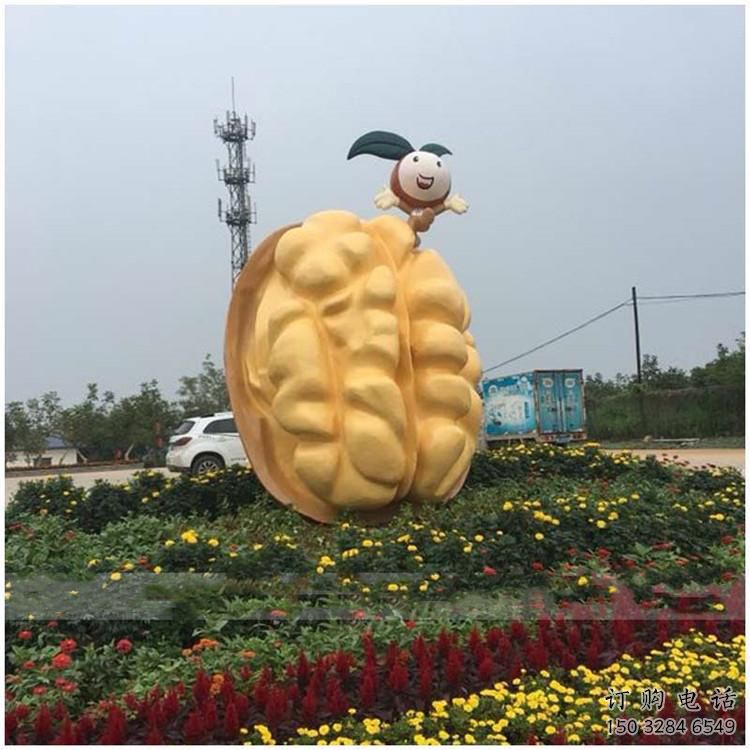 中式核桃雕塑厂家 公园小品 游乐场核桃雕塑厂 中式核桃雕塑厂家 公园小品 游乐场核桃雕塑厂