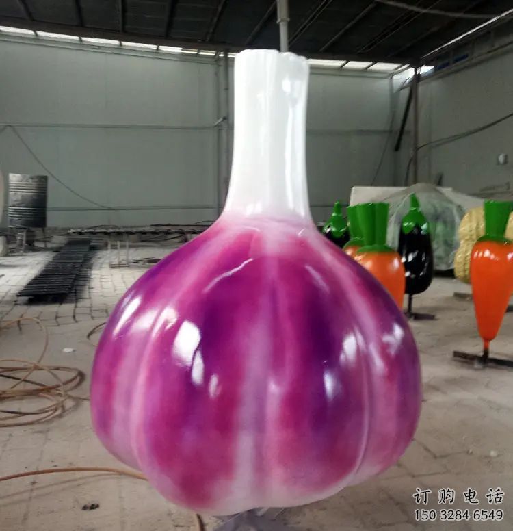 抽象大蒜雕塑厂家 仿真彩绘小品 广场大蒜雕塑厂 抽象大蒜雕塑厂家 仿真彩绘小品 广场大蒜雕塑厂