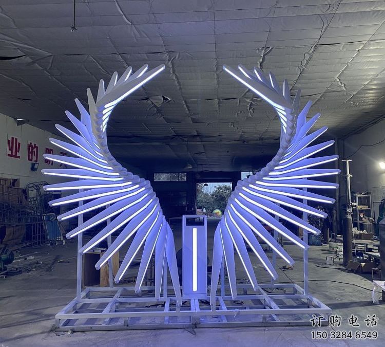大型凤羽雕塑厂家 发光小品 现代不锈钢凤羽雕塑制作 大型凤羽雕塑厂家 发光小品 现代不锈钢凤羽雕塑制作