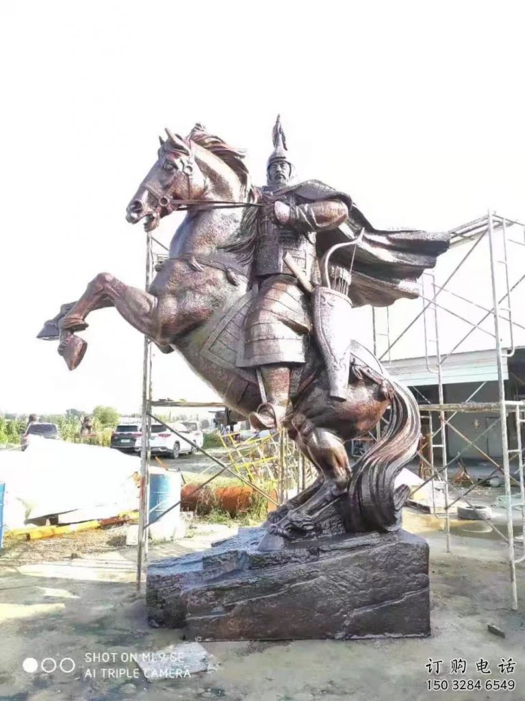 彩绘岳飞雕塑厂家 户外摆件 街头岳飞雕塑制作 彩绘岳飞雕塑厂家 户外摆件 街头岳飞雕塑制作