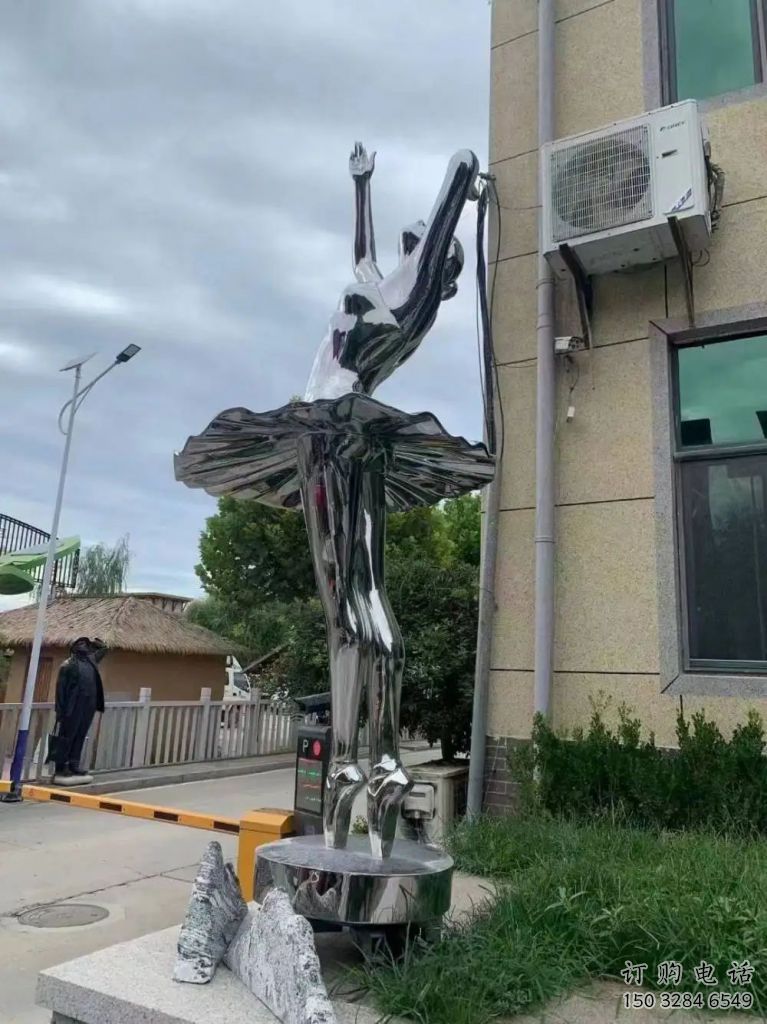 现代舞女雕塑厂家 大型别墅区摆件 镜面不锈钢舞女雕塑厂 现代舞女雕塑厂家 大型别墅区摆件 镜面不锈钢舞女雕塑厂
