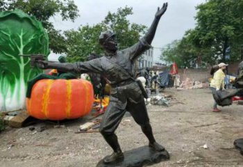 大型士兵雕塑厂家  街头小品  现代士兵雕塑生产