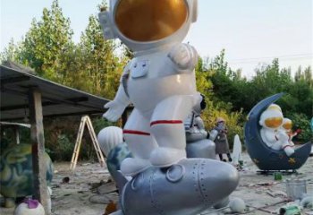 公园太空人雕塑厂家 户外摆件  彩绘太空人雕塑制作