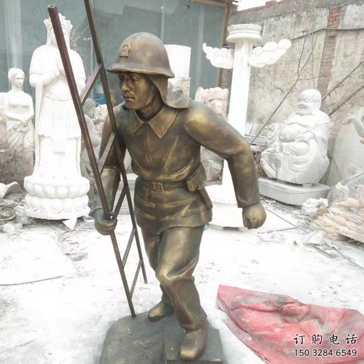 烤漆消防员雕塑厂家  创意小品  户外消防员雕塑工厂