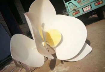 烤漆玉兰花雕塑厂家  公园小品  现代不锈钢玉兰花雕塑厂