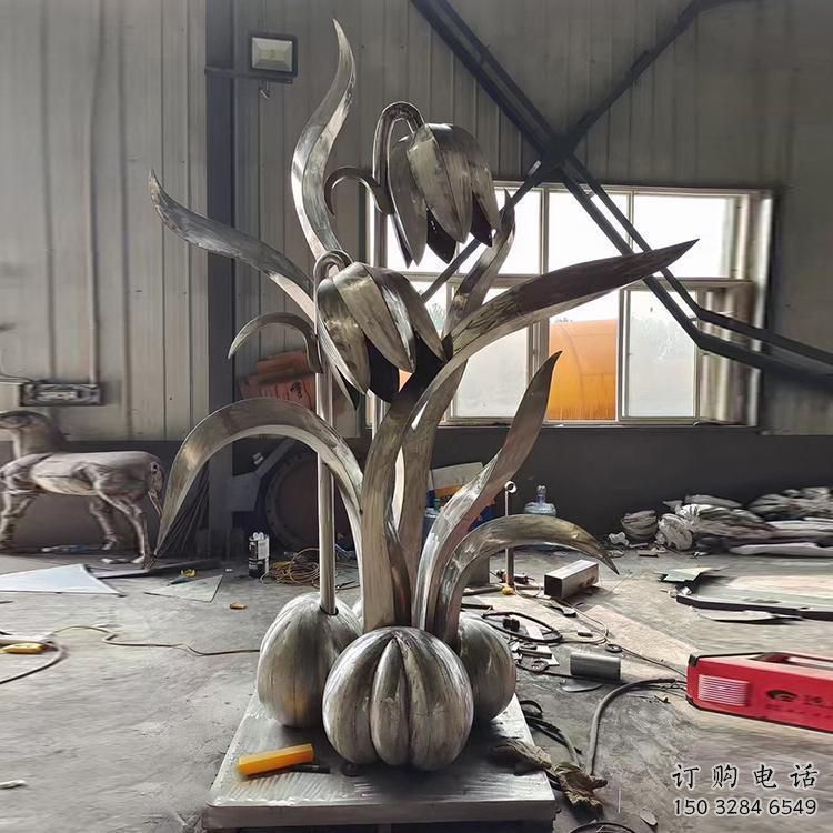 现代玉兰花雕塑厂家 大型别墅区摆件 创意不锈钢玉兰花雕塑 现代玉兰花雕塑厂家 大型别墅区摆件 创意不锈钢玉兰花雕塑