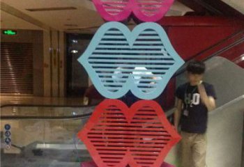镂空嘴唇雕塑厂家 园林小品  大型不锈钢嘴唇雕塑摆件