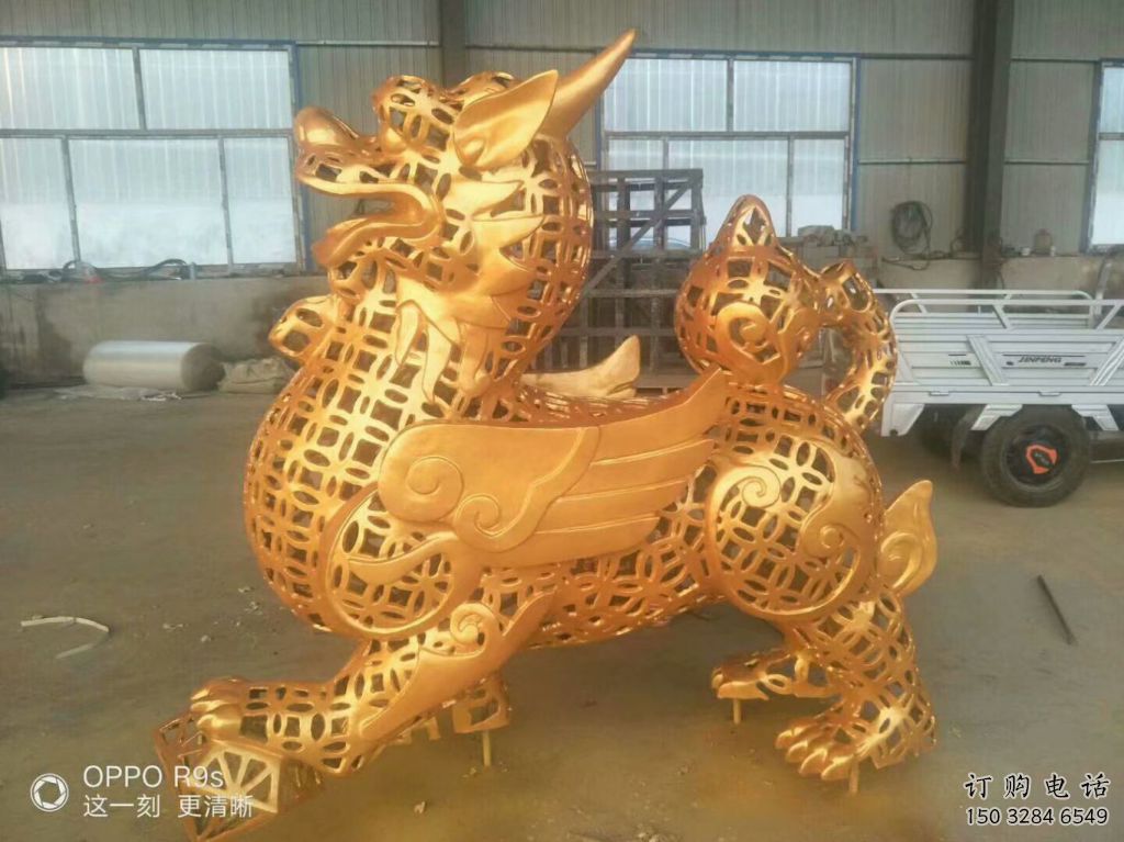大型貔貅雕塑厂家  镂空铸造小品  户外貔貅雕塑摆件