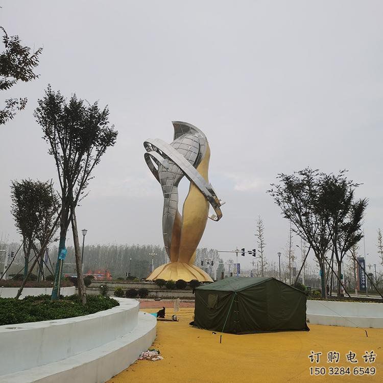 步行街双鱼雕塑厂家 游乐场小品 铸造不锈钢双鱼雕塑摆件 步行街双鱼雕塑厂家 游乐场小品 铸造不锈钢双鱼雕塑摆件