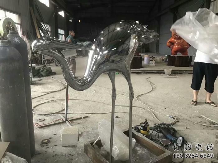 镜面家禽雕塑厂家 大型摆件 现代不锈钢家禽雕塑小品 镜面家禽雕塑厂家 大型摆件 现代不锈钢家禽雕塑小品