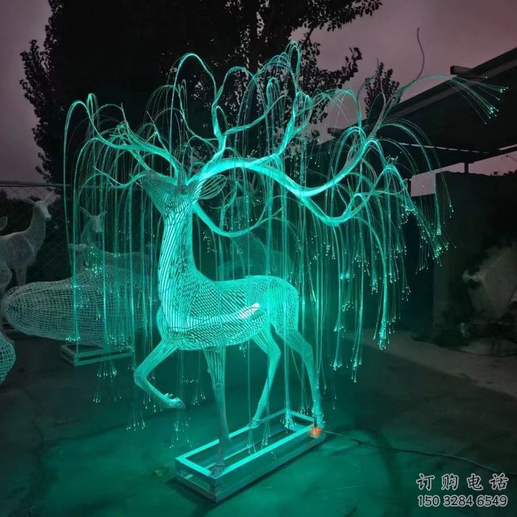 小鹿镂空雕塑制作 小鹿镂空雕塑制作