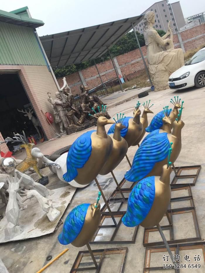 承接风景区孔雀雕塑 售楼处广场雕塑 仿古摆件
