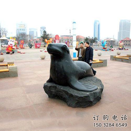 生产店门口海豹雕塑 创意景观雕塑 仿真摆件