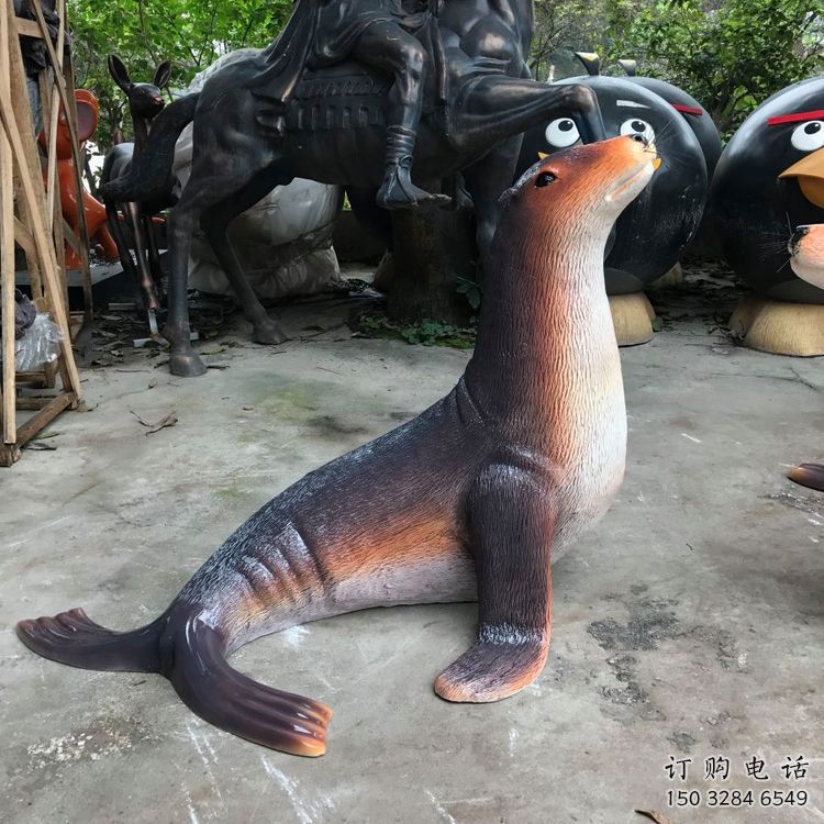 几何海豹雕塑供应商 庭院仿真雕塑 彩绘摆件