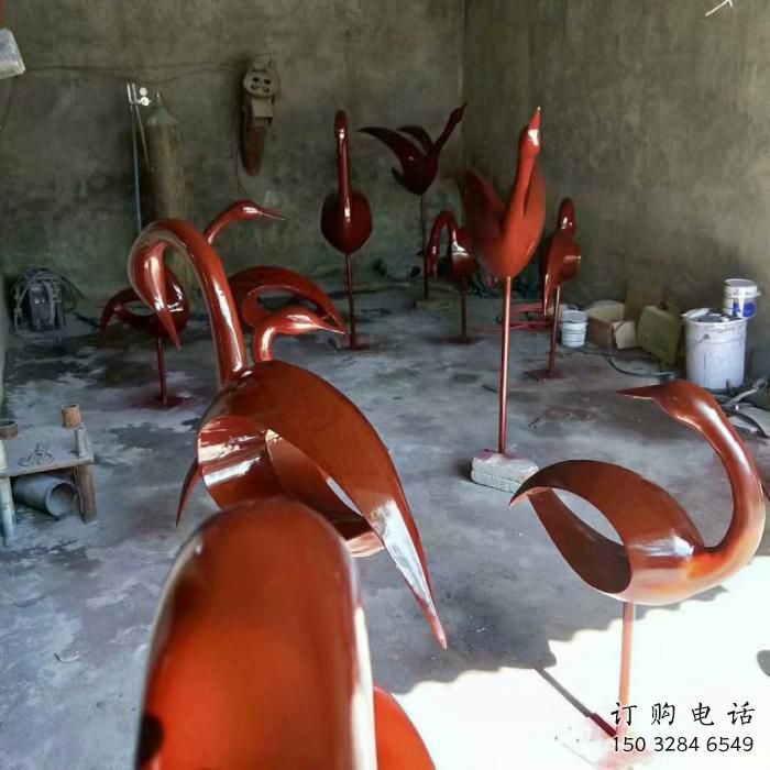 广西医院鸟类雕塑，海洋摆件，拉丝工艺