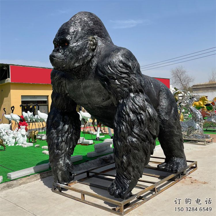 河北酒店猩猩雕塑，家禽主题，镀铜工艺