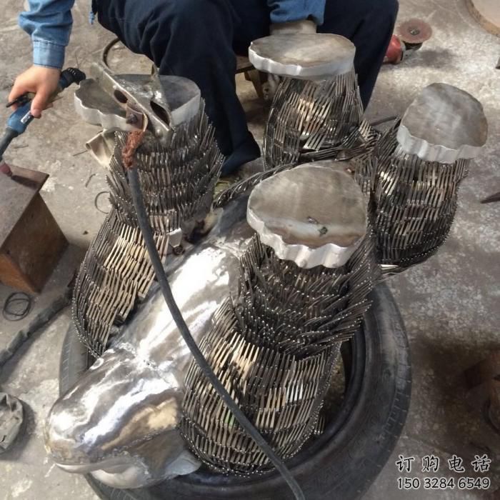 江苏农村猩猩雕塑，发光主题，喷砂工艺