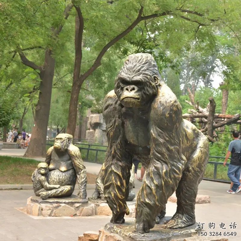 福建校园猩猩雕塑，可爱题材，喷漆工艺