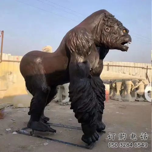 贵州商场黑猩猩雕塑 仿真动物雕塑 店门口小品
